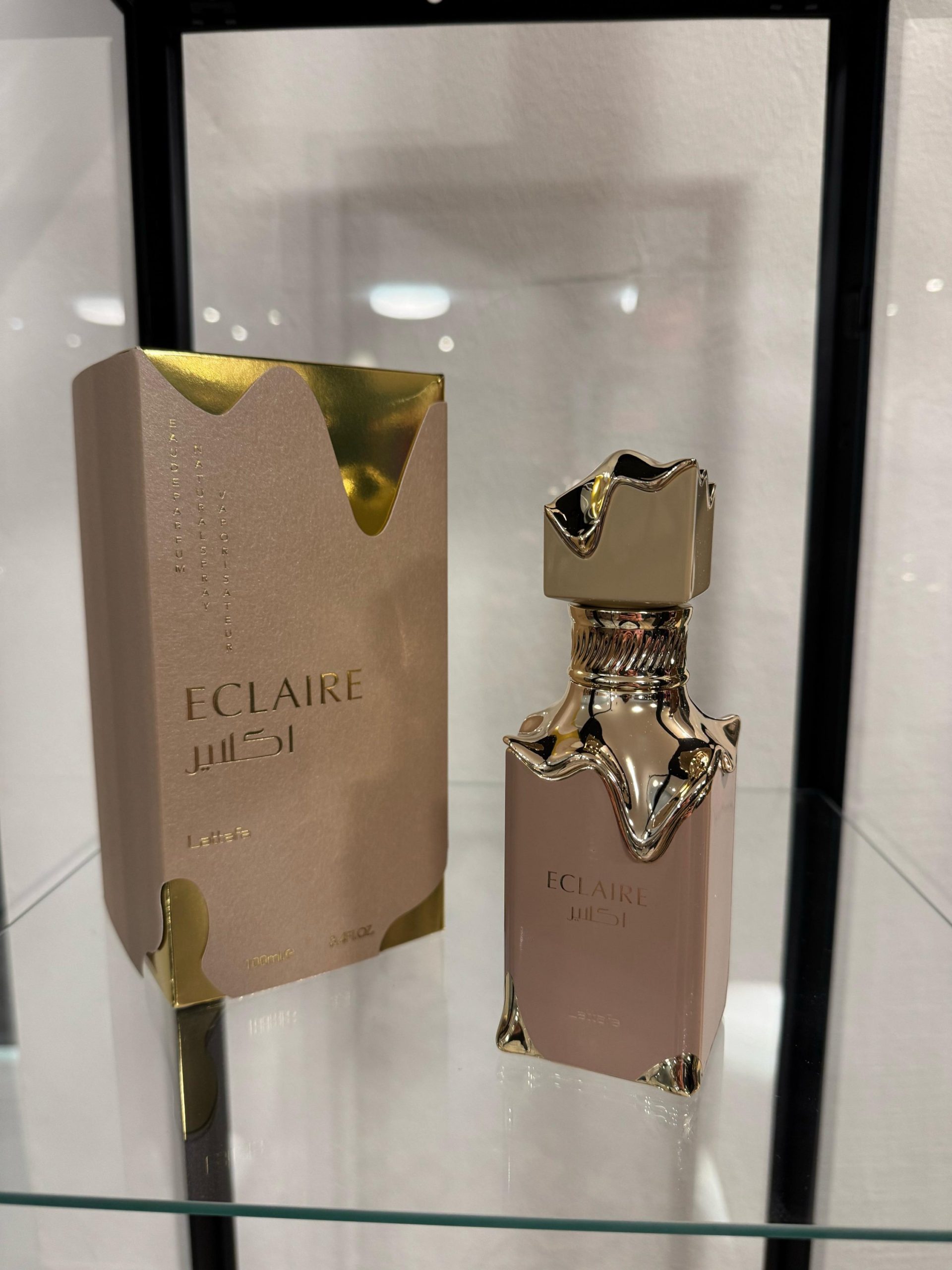 ECLAIRE (Chica)