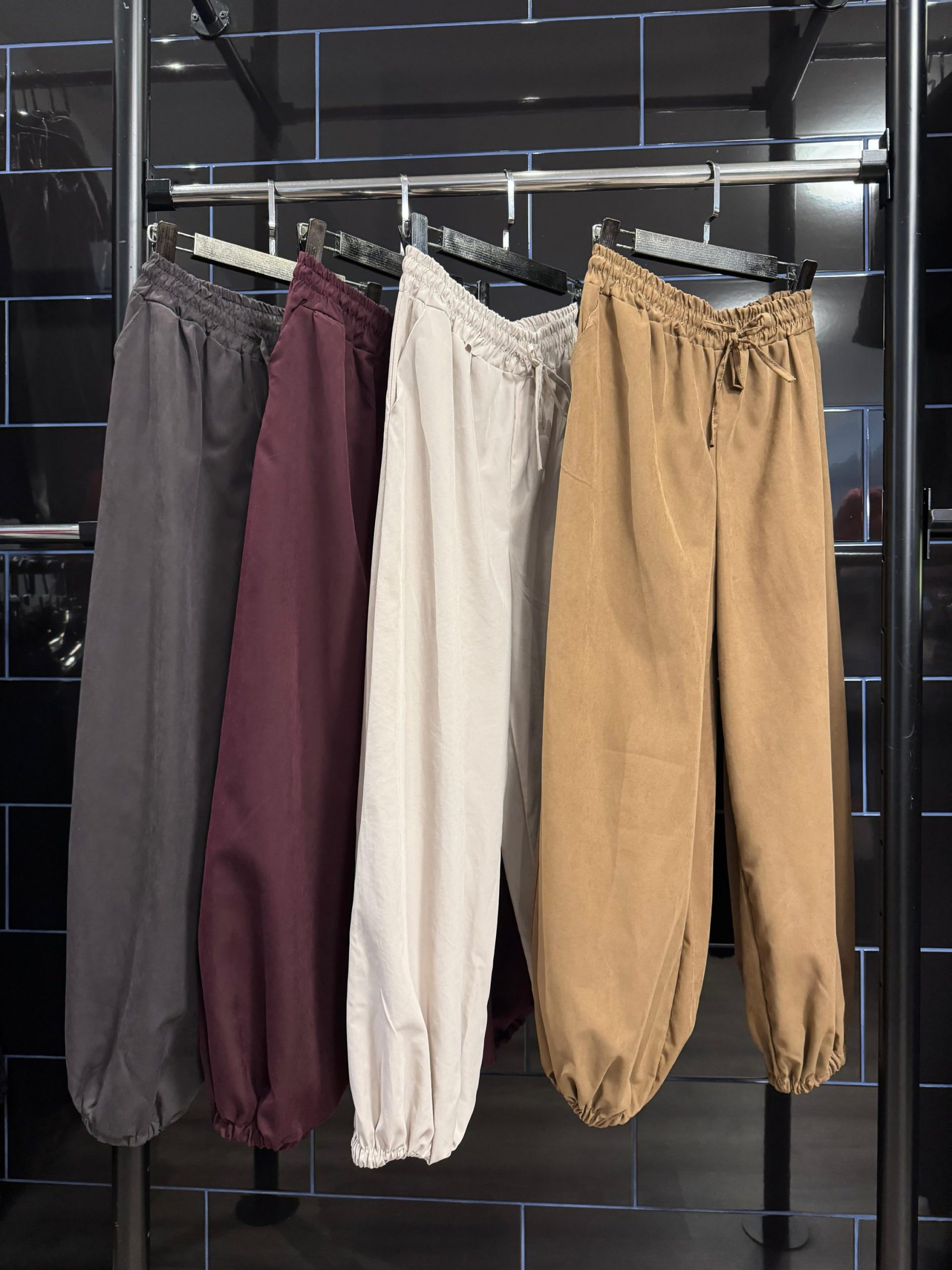 Pantalón bombacho efecto antelina