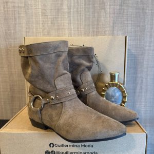 BOTIN TINNA