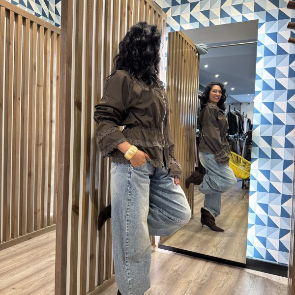 CHAQUETA ENCAJE